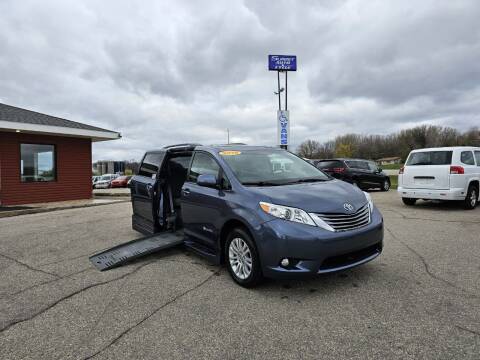 2016 Toyota Sienna for sale at Summit Auto & Cycle in Zumbrota MN