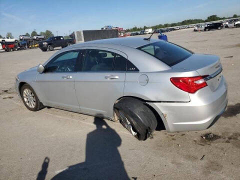 2012 Chrysler 200 Touring