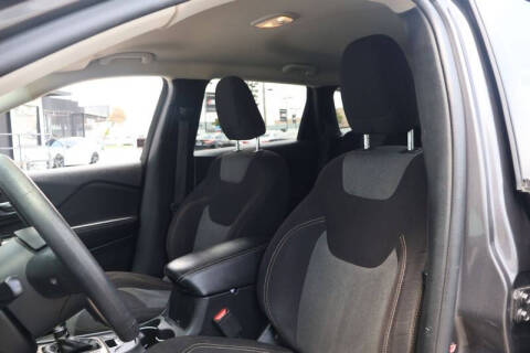 2018 Jeep Cherokee Latitude