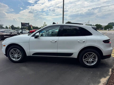 2017 Porsche Macan