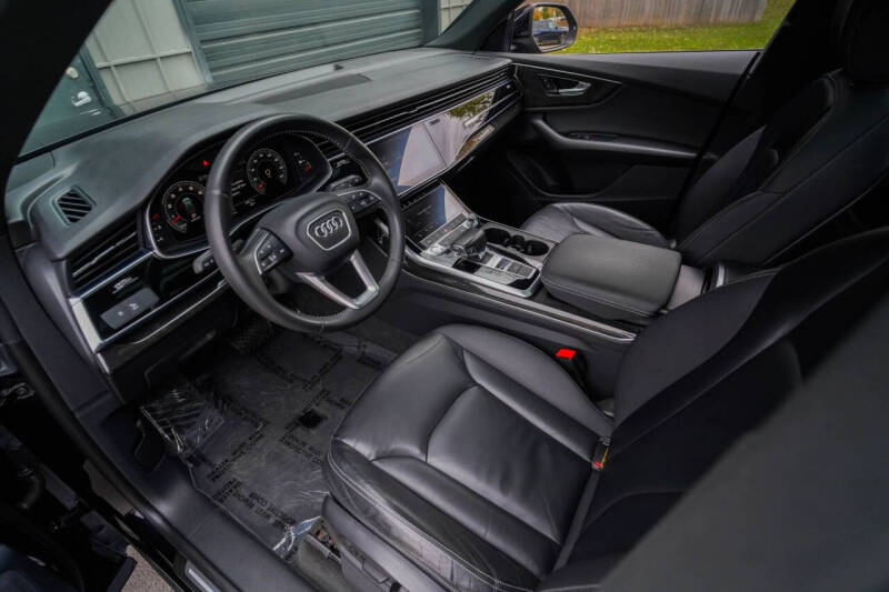 2019 Audi Q8 quattro Premium 55 TFSI