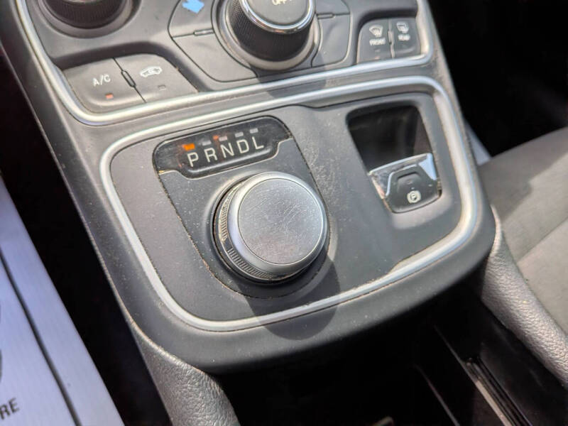 2016 Chrysler 200