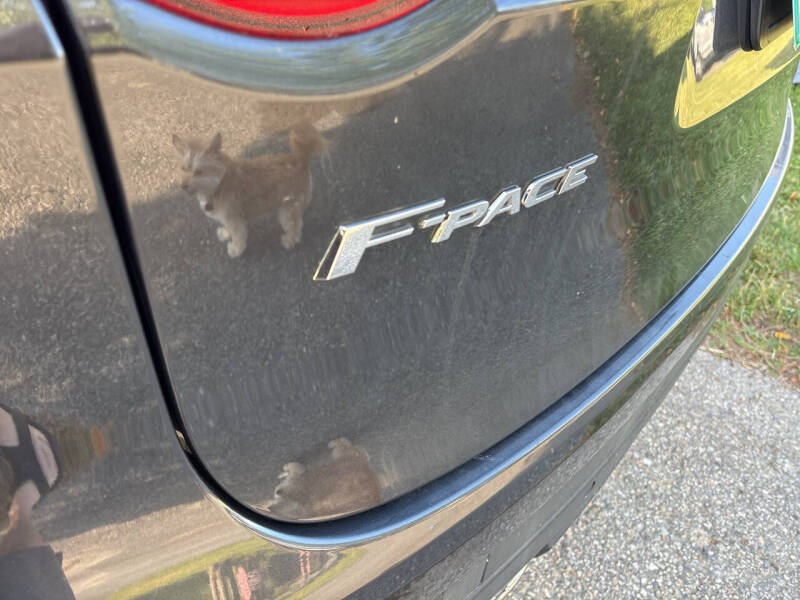 2017 Jaguar F-PACE 35t Prestige