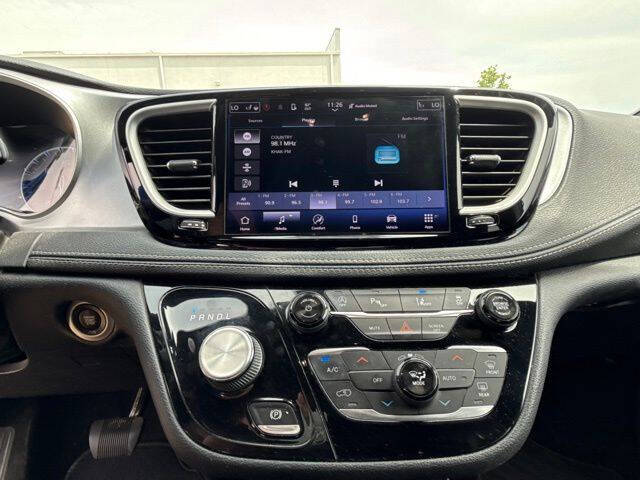 2021 Chrysler Pacifica Touring