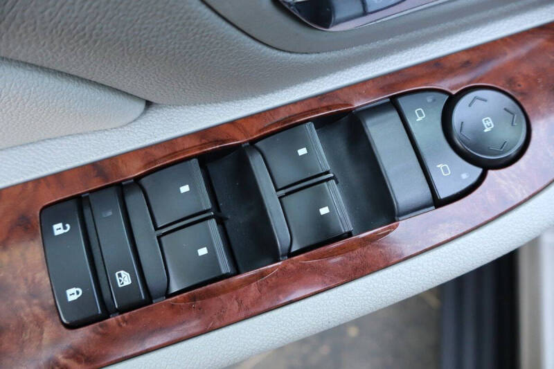 2008 Chevrolet Suburban LT