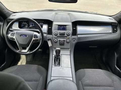 2014 Ford Taurus SEL