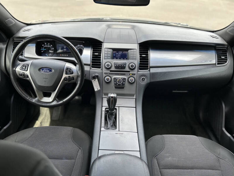 2014 Ford Taurus SEL
