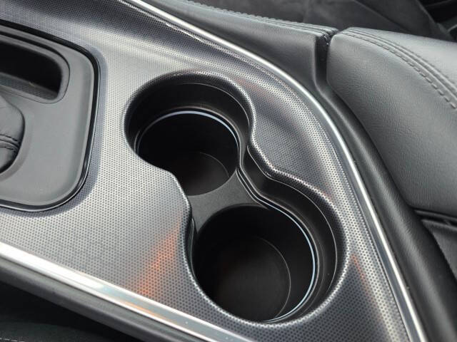 2015 Dodge Challenger R/T Plus