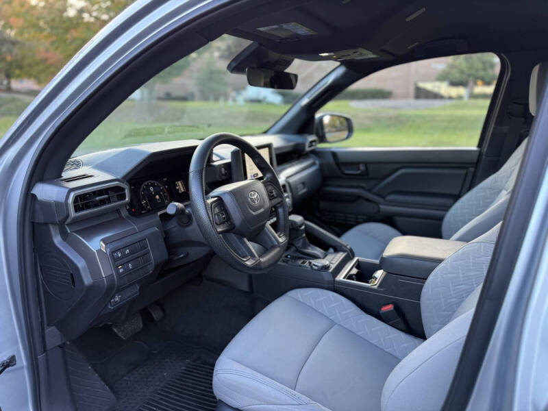 2025 Toyota Tacoma SR5