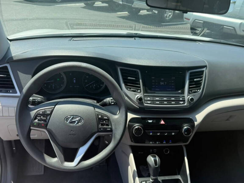 2017 Hyundai Tucson SE