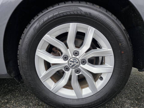 2016 Volkswagen Passat 1.8T S