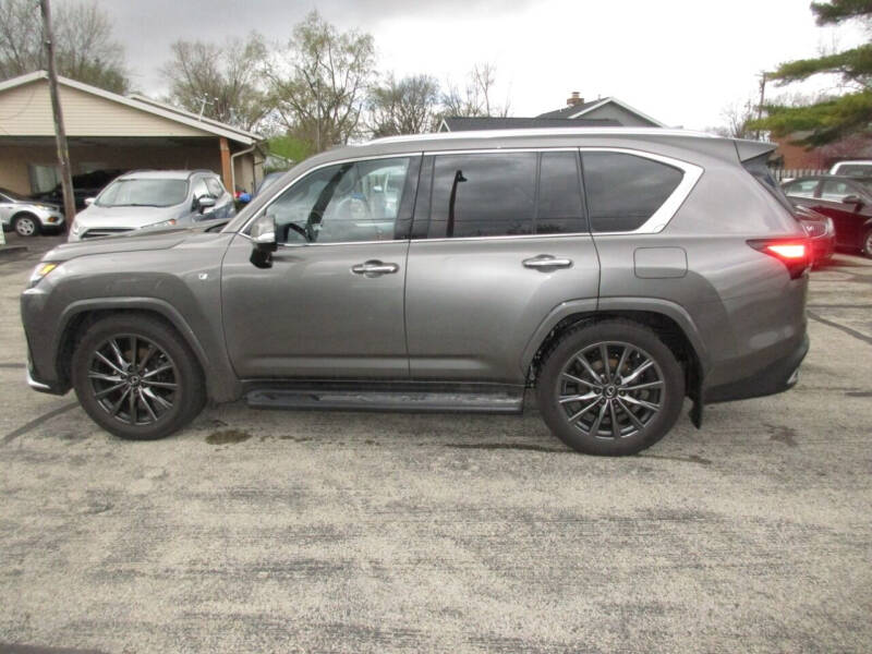 2023 Lexus LX 600 F SPORT Handling
