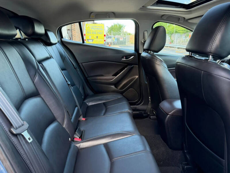 2018 Mazda MAZDA3 Touring