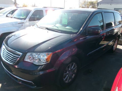 2014 Chrysler Town and Country for sale at Aspen Auto Sales in Wayne MI