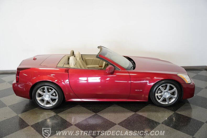 2005 Cadillac XLR