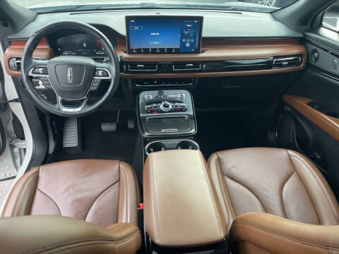 2021 Lincoln Nautilus Reserve