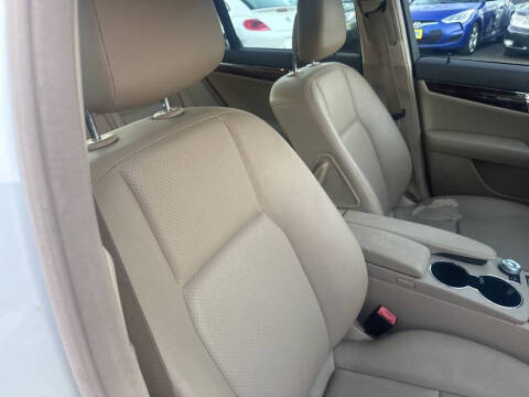 2011 Mercedes-Benz C-Class