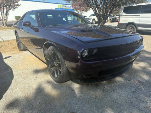 2021 Dodge Challenger SXT
