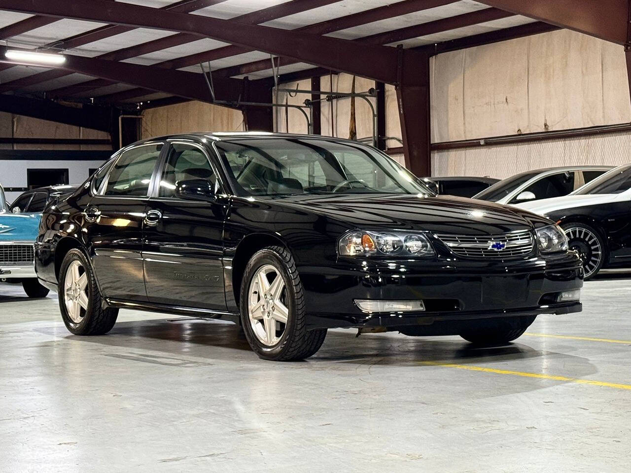 2004 Chevrolet Impala for sale at Carnival Car Company in Victoria, TX