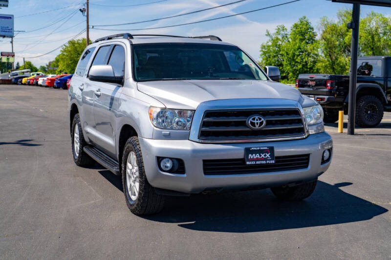 2016 Toyota Sequoia SR5