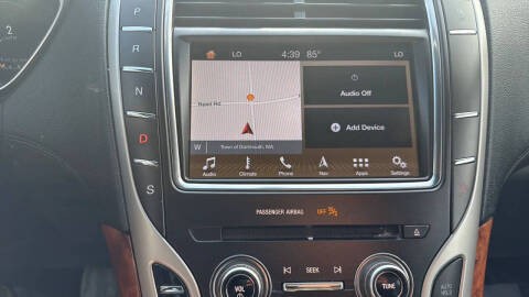 2019 Lincoln Nautilus Select