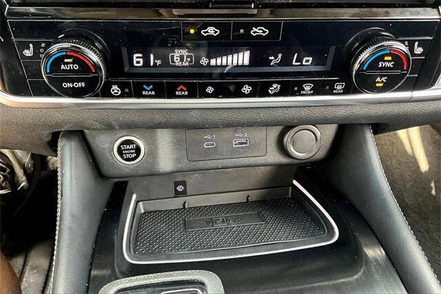 2023 Nissan Rogue Platinum