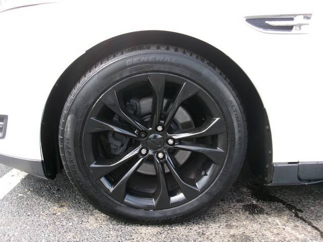 2013 Ford Taurus SEL