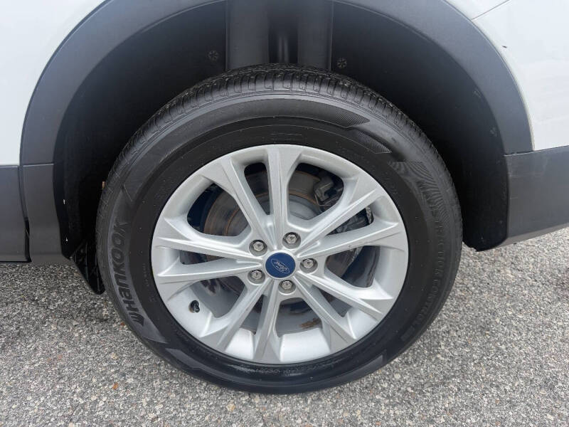 2019 Ford Escape SE