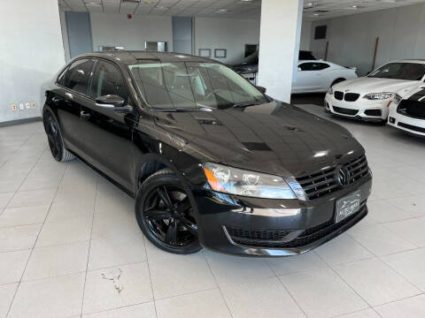 2013 Volkswagen Passat for sale at Auto Mall of Springfield in Springfield IL