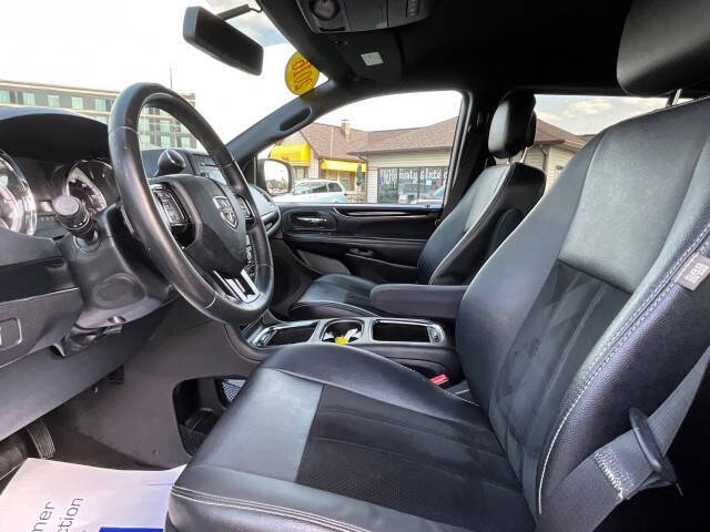 2016 Dodge Grand Caravan SXT Plus