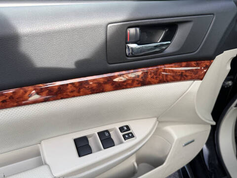 2010 Subaru Legacy 2.5i Limited