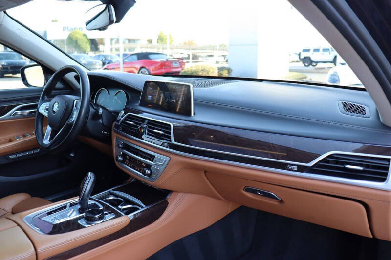 2017 BMW 7 Series 750i xDrive