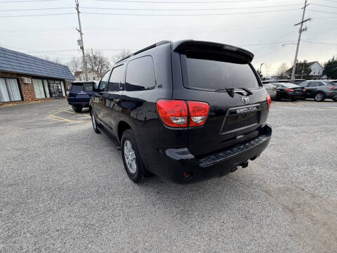 2013 Toyota Sequoia SR5