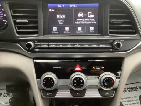 2019 Hyundai Elantra SEL