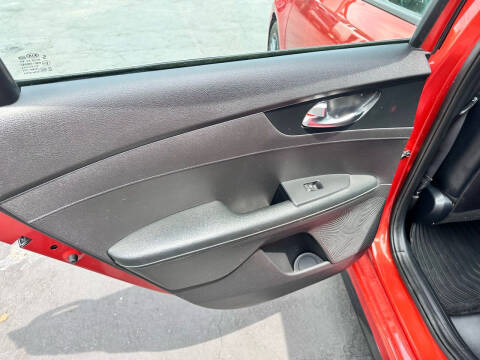 2021 Kia Forte GT Line