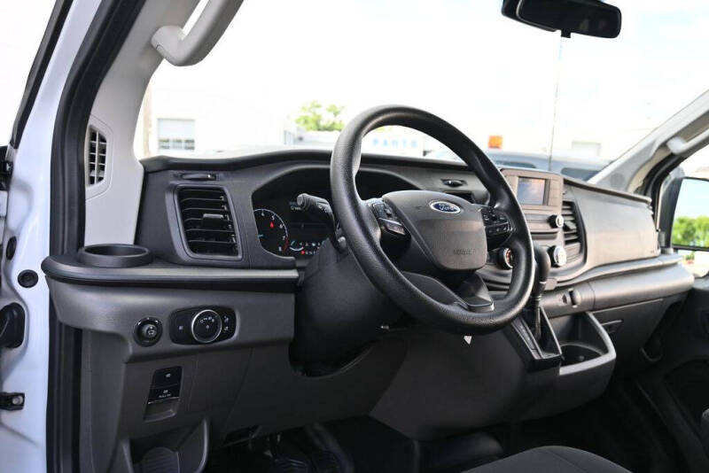 2025 Ford Transit