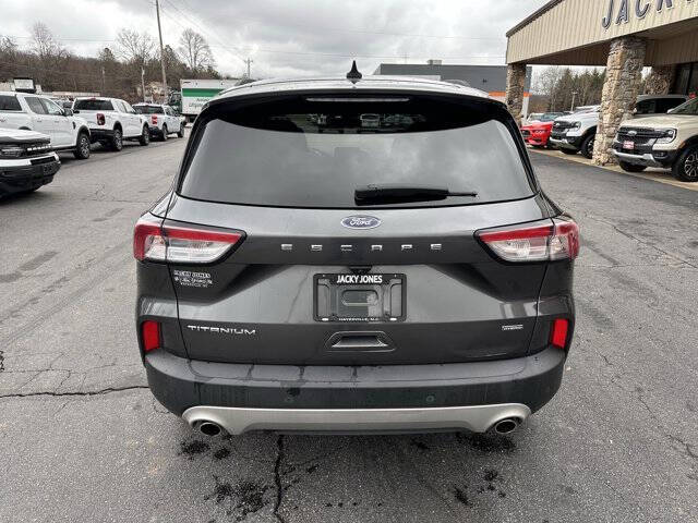 2020 Ford Escape Hybrid Titanium