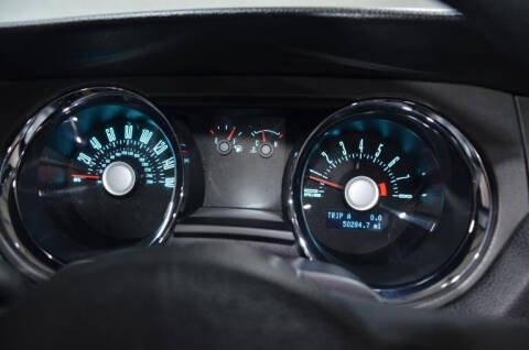 2012 Ford Mustang V6