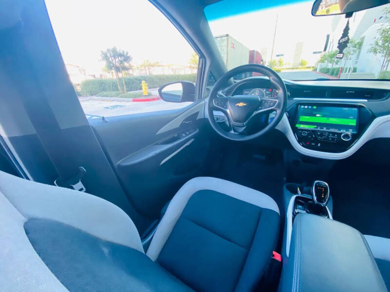 2017 Chevrolet Bolt EV LT