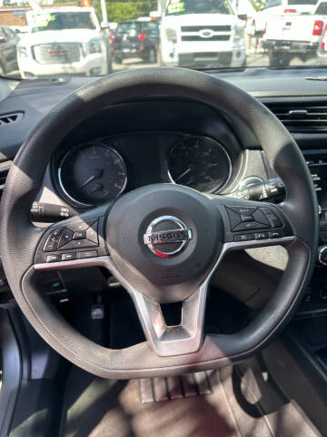 2017 Nissan Rogue Sport SV