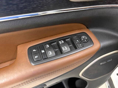 2016 Jeep Grand Cherokee Summit