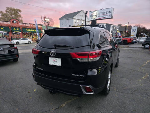 2017 Toyota Highlander Limited