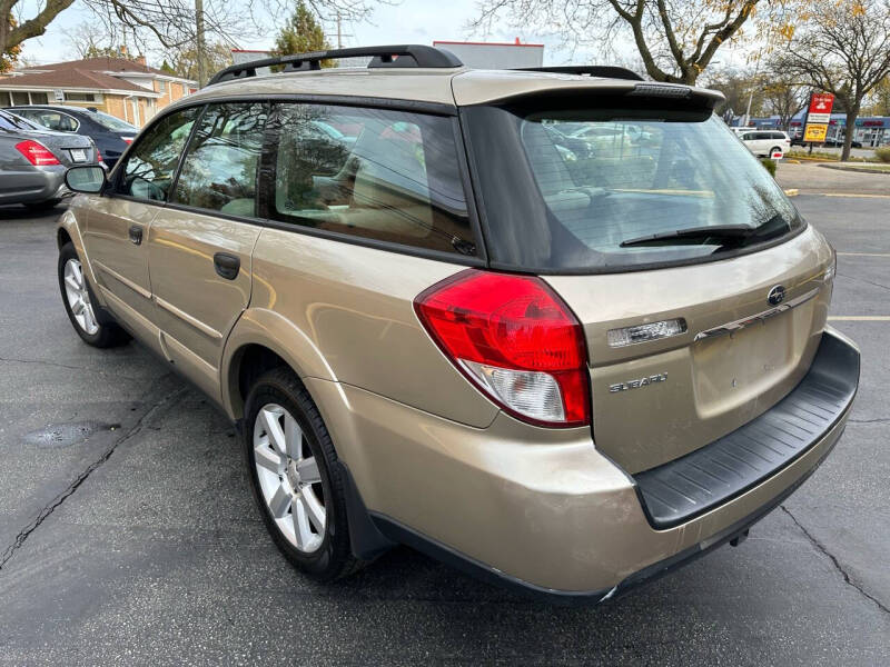 2009 Subaru Outback null photo 9