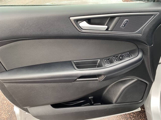 2017 Ford Edge SE