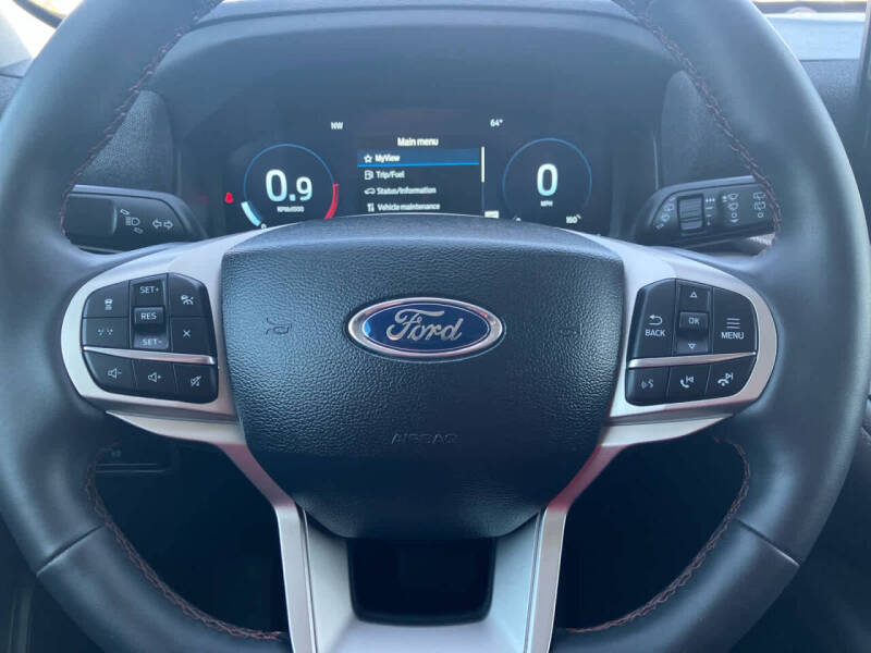 2025 Ford Explorer Active