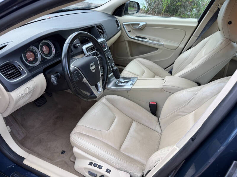 2012 Volvo S60 T5