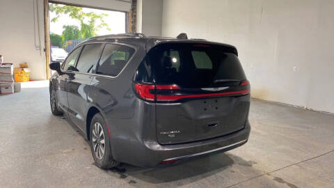 2021 Chrysler Pacifica Touring L