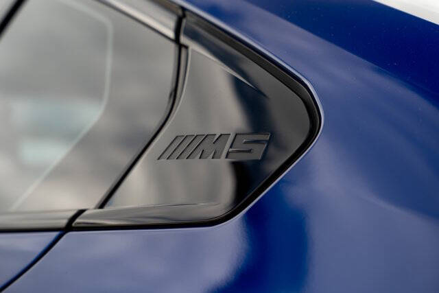 2025 BMW M5