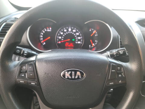 2015 Kia Sorento LX