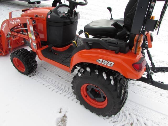 2025 KUBOTA TRA BX2380R